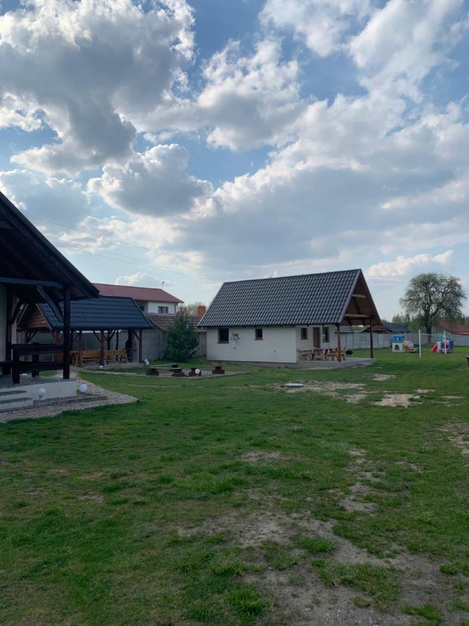 Domek Letniskowy 6-Osobowy Caloroczny Nad Jeziorem Wilczynskim Swietne Luaran gambar